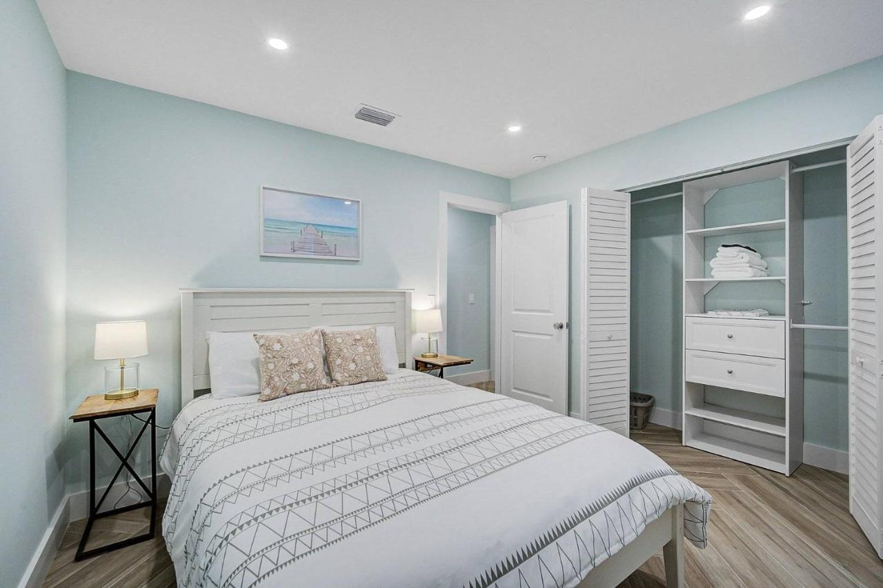Tranquil Breeze Villa Bradenton Bagian luar foto