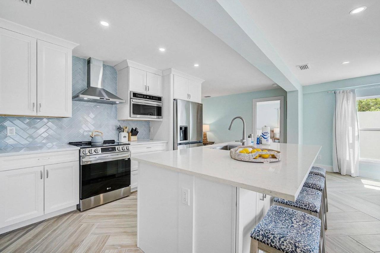 Tranquil Breeze Villa Bradenton Bagian luar foto
