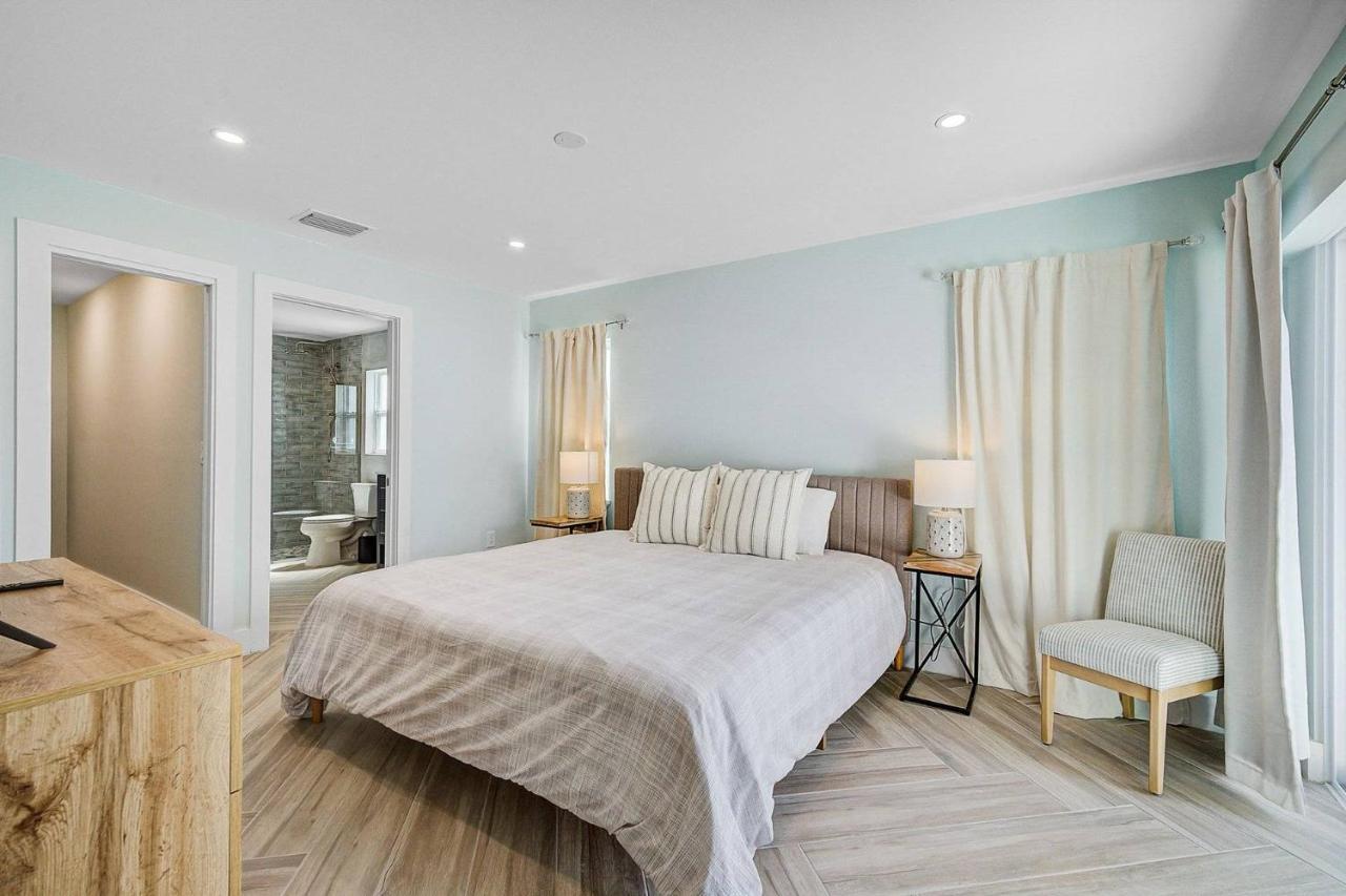 Tranquil Breeze Villa Bradenton Bagian luar foto