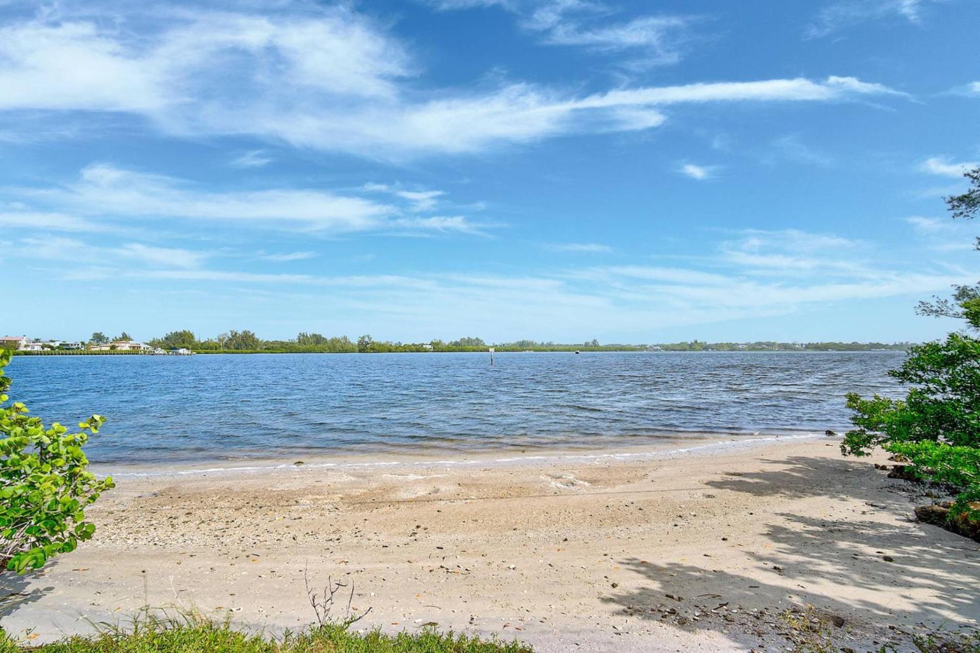 Tranquil Breeze Villa Bradenton Bagian luar foto